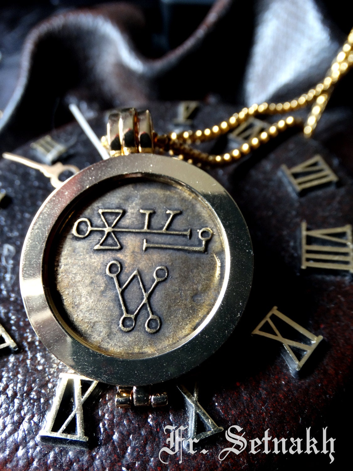 Discover the divine connection with this unique Holder or Locket, designed to fit the 72 Angels talisman coins.