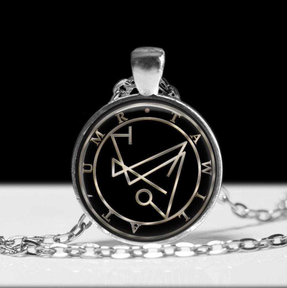 Tawil At'Umr sigil pendant, Necronomicon Magick, John Dee, Symbols of the outer gods, Lovecraft, summoning spirits, occult talisman #NECS6