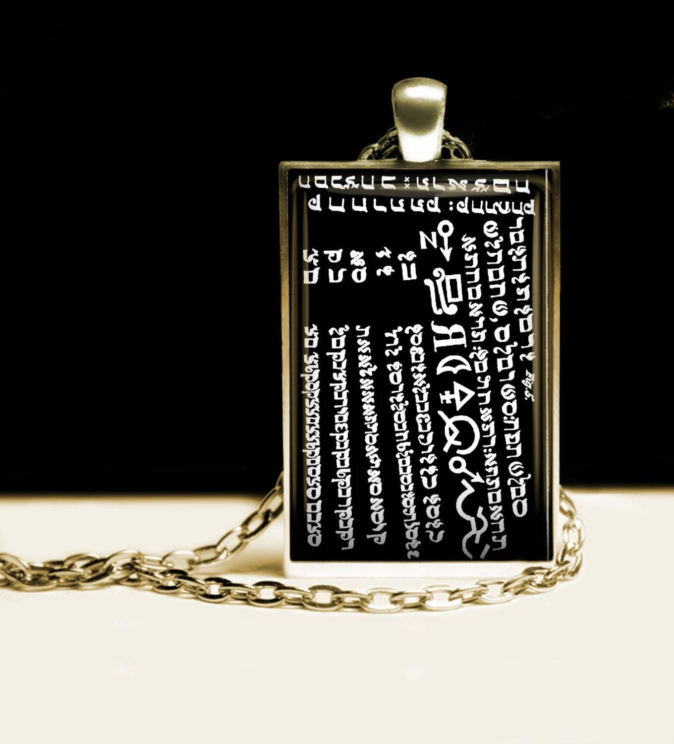 It saves from misery and gives fortune and long life, The Fourth Seal from the 6th & 7th Book of Moses pendant, occult necklace #395.4