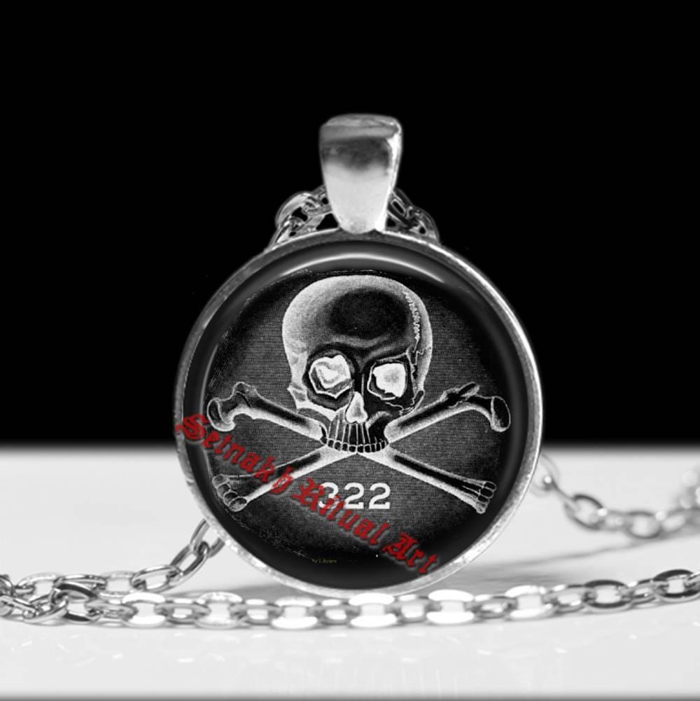 Masonic skull pendant, Freemasons amulet, Freemasonry jewelry, esoteric jewellery, death amulet, Illuminati symbol, Skull and Bones  #10